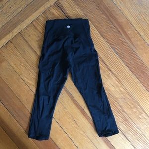 Lululemon Mesh Wunder Under Crops